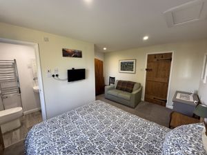 Photo 1- click for photo gallery